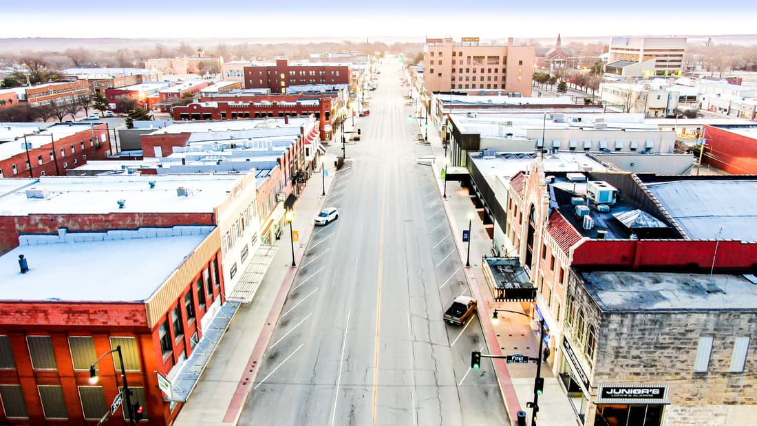 Boutique shopping in historic downtown Ponca City
