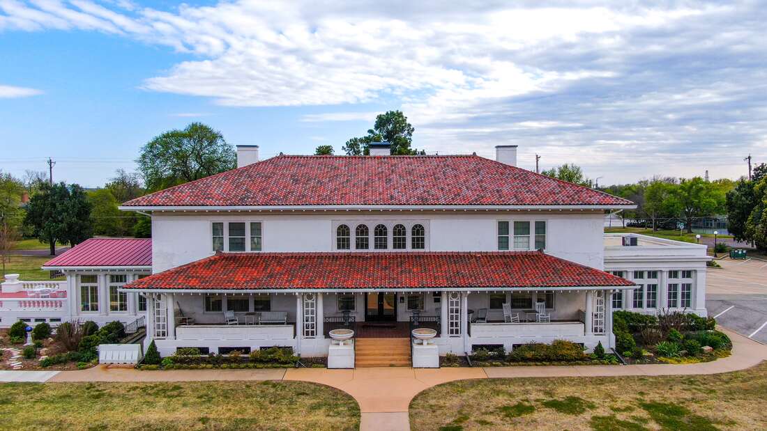 Marland's Grand Home